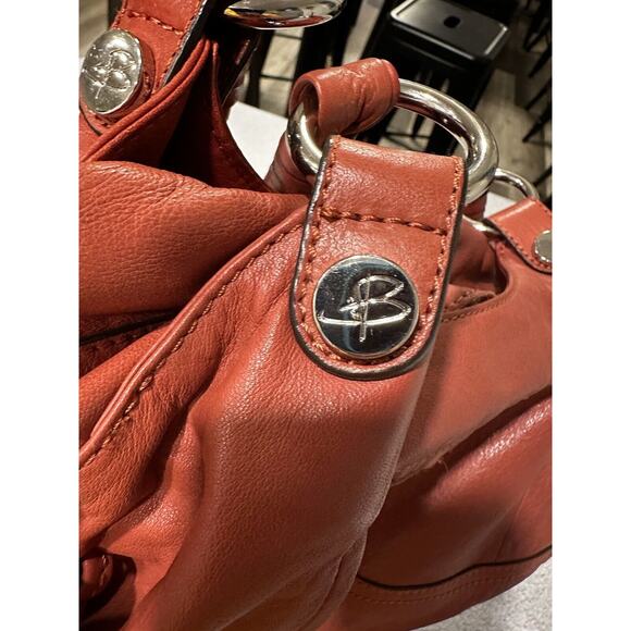 Authentic B. Makowsky Cognac Midsize Leather Handbag - Picture 5 of 9